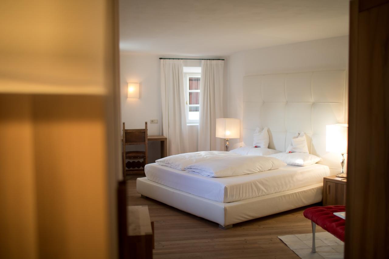 Romantik Hotel Turm Fiè Eksteriør billede