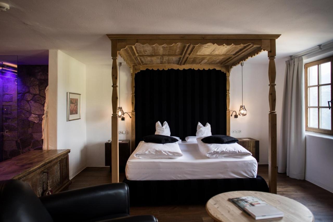 Romantik Hotel Turm Fiè Eksteriør billede